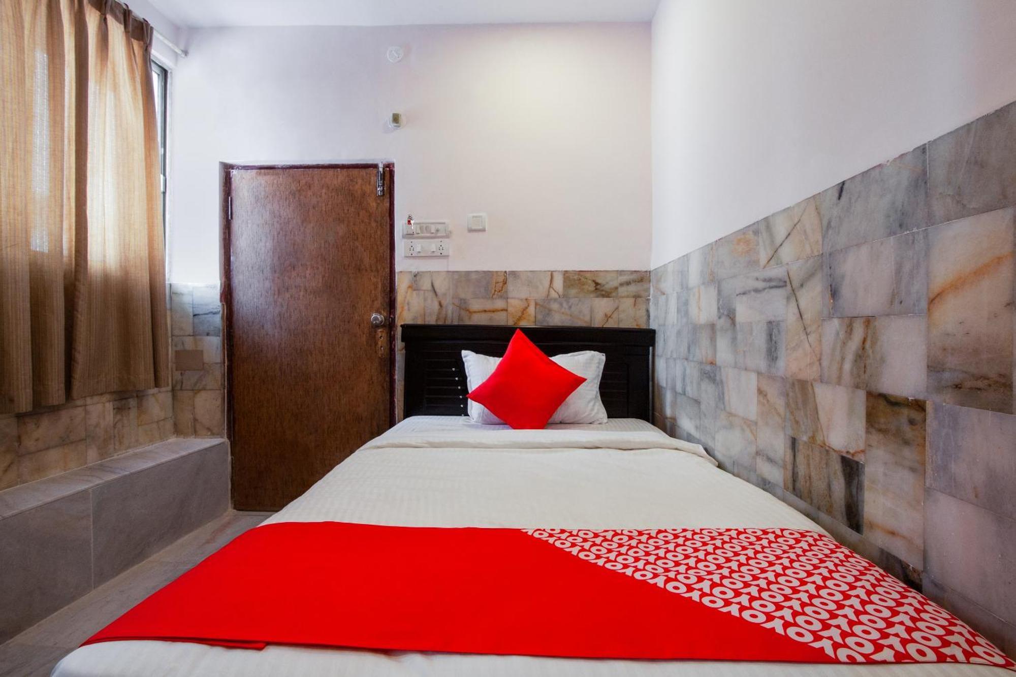 Super Hotel O Holiday Rani Gunj Opp Punjab National Bank Secundurabad Εξωτερικό φωτογραφία