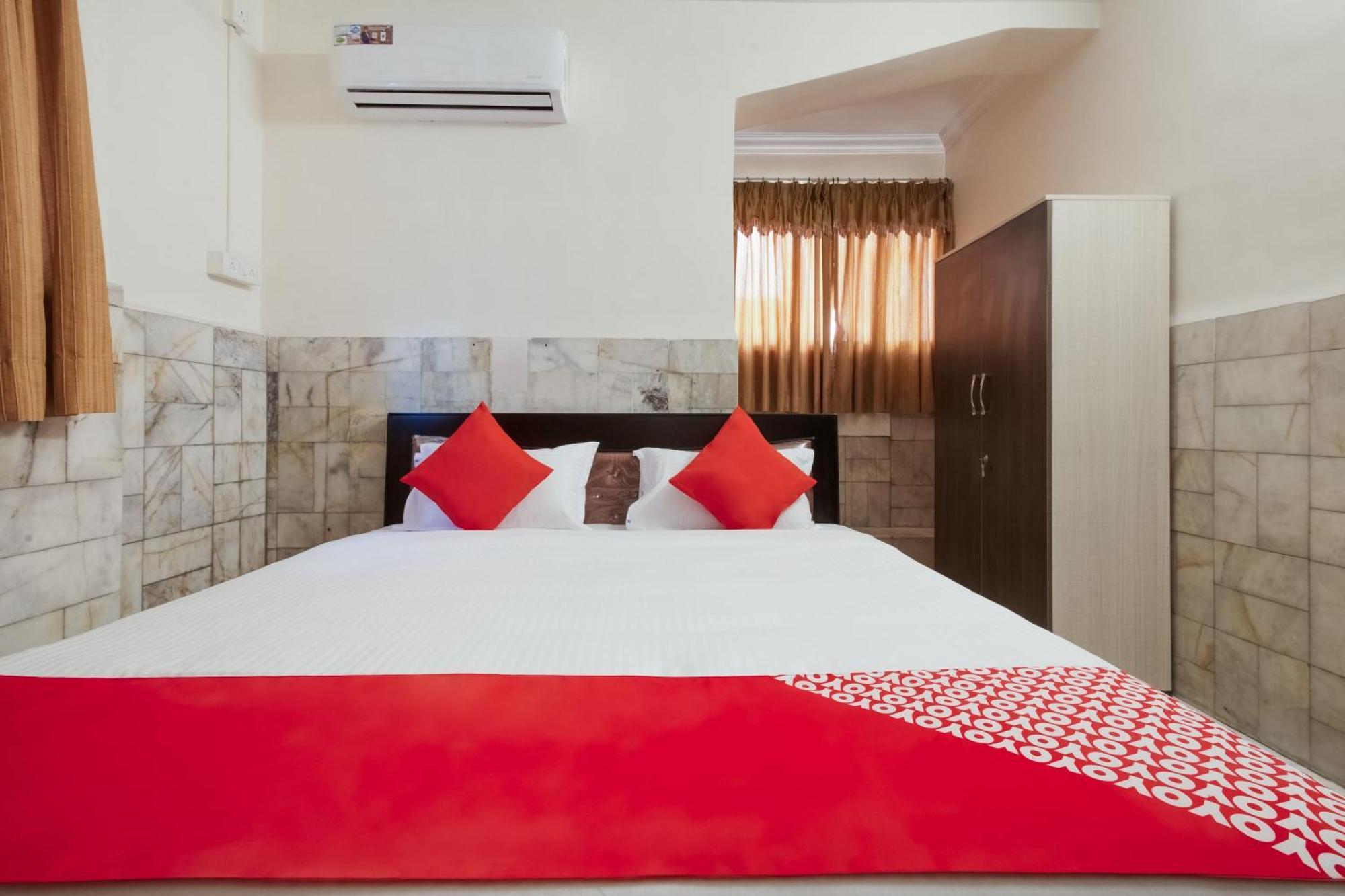Super Hotel O Holiday Rani Gunj Opp Punjab National Bank Secundurabad Εξωτερικό φωτογραφία