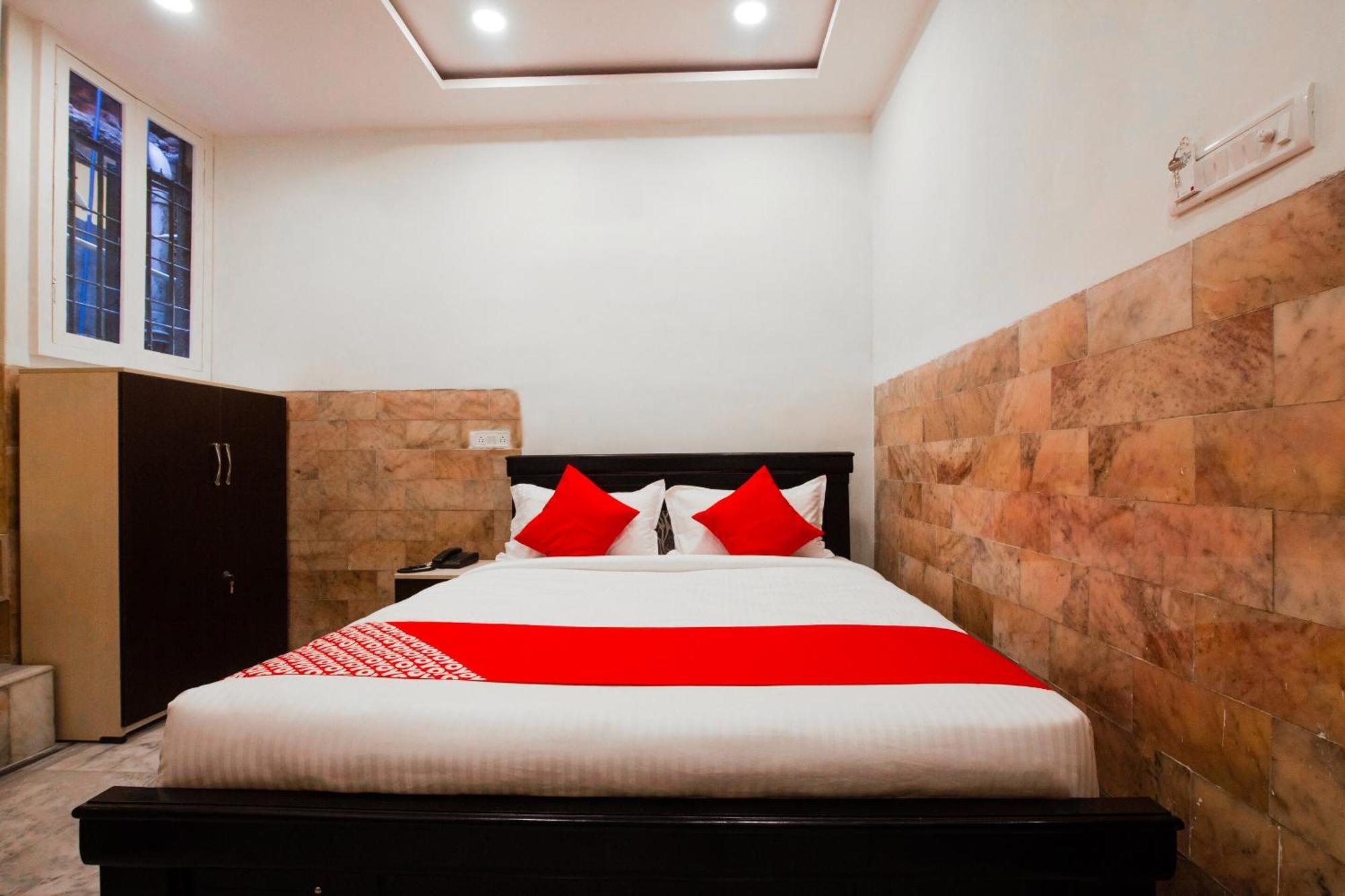 Super Hotel O Holiday Rani Gunj Opp Punjab National Bank Secundurabad Εξωτερικό φωτογραφία